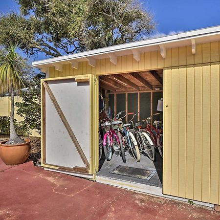 Sunny Cocoa Beach Escape With Bikes, Walk To Beach Εξωτερικό φωτογραφία