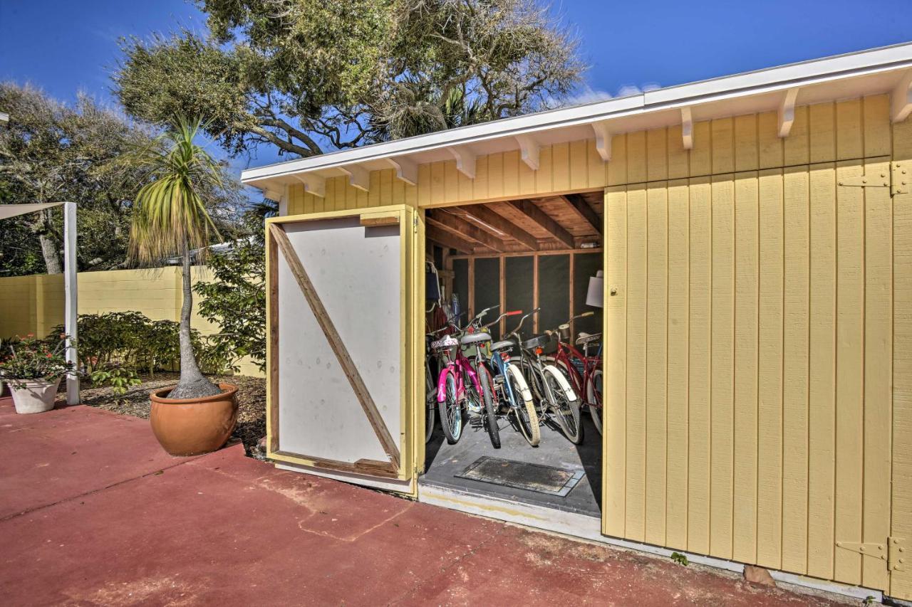 Sunny Cocoa Beach Escape With Bikes, Walk To Beach Εξωτερικό φωτογραφία